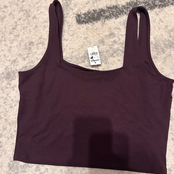 Express Tank Top - Picture 3 of 3